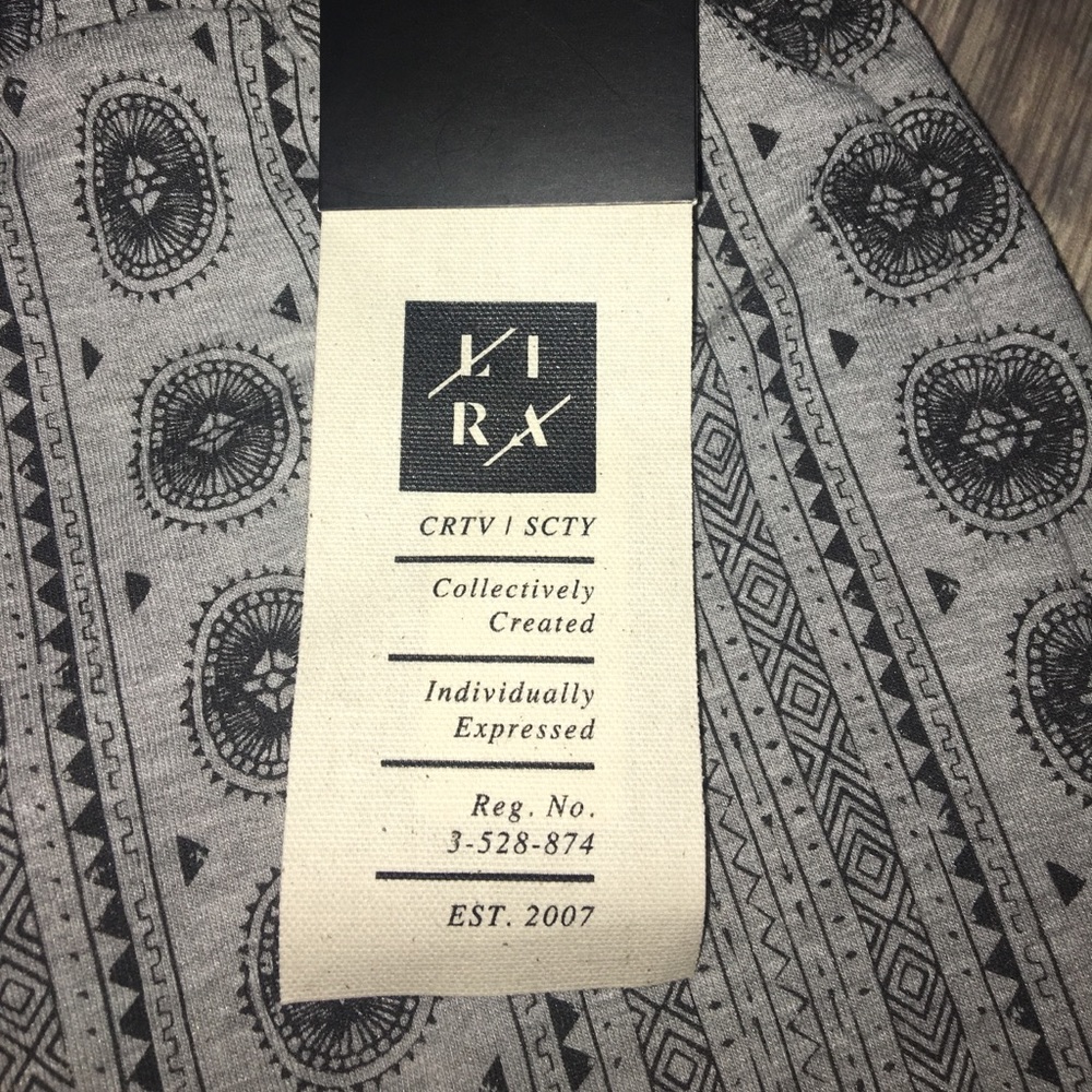 🔥Lira X Swell Exclusive Farrah Fleece Jogger NWT - Picture 6 of 7